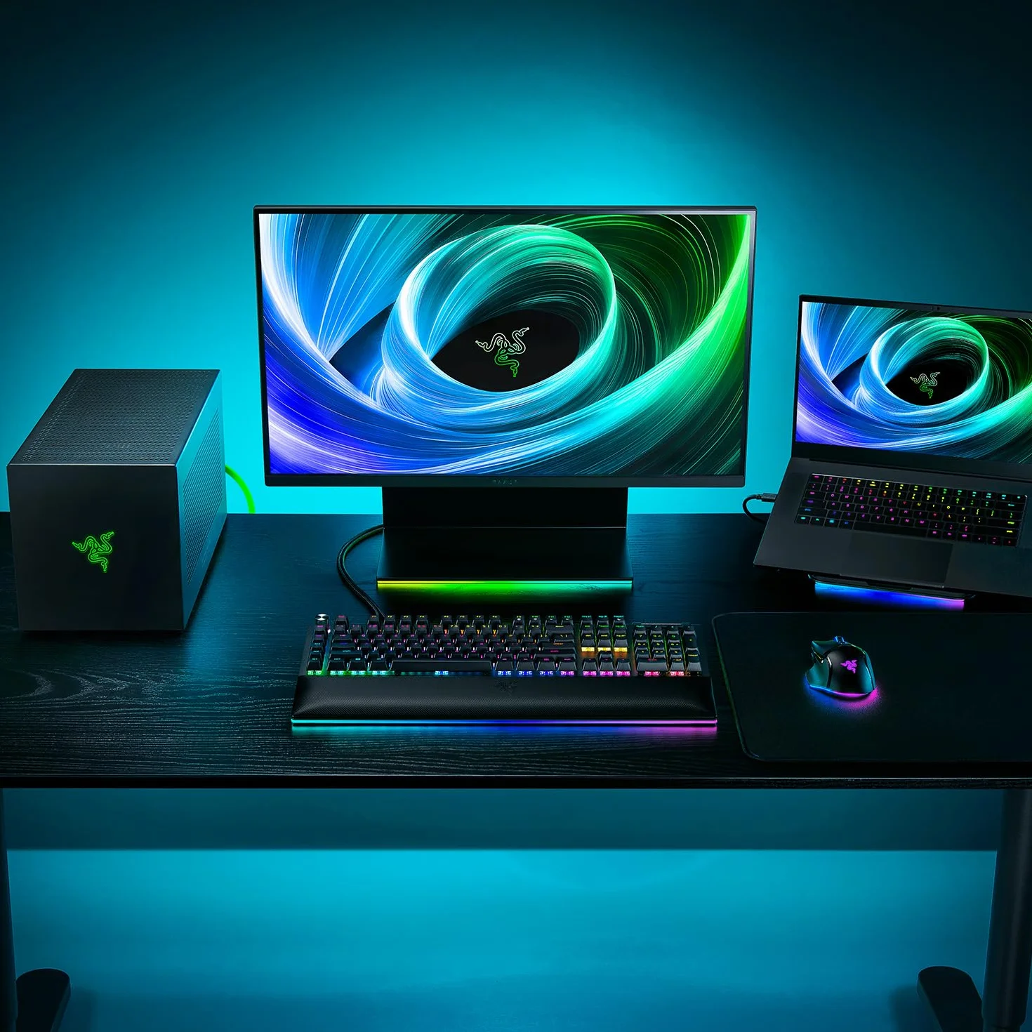 Razer Core X V2 Zewnętrzna obudowa graficzna Thunderbolt 5 PCIe Czarny