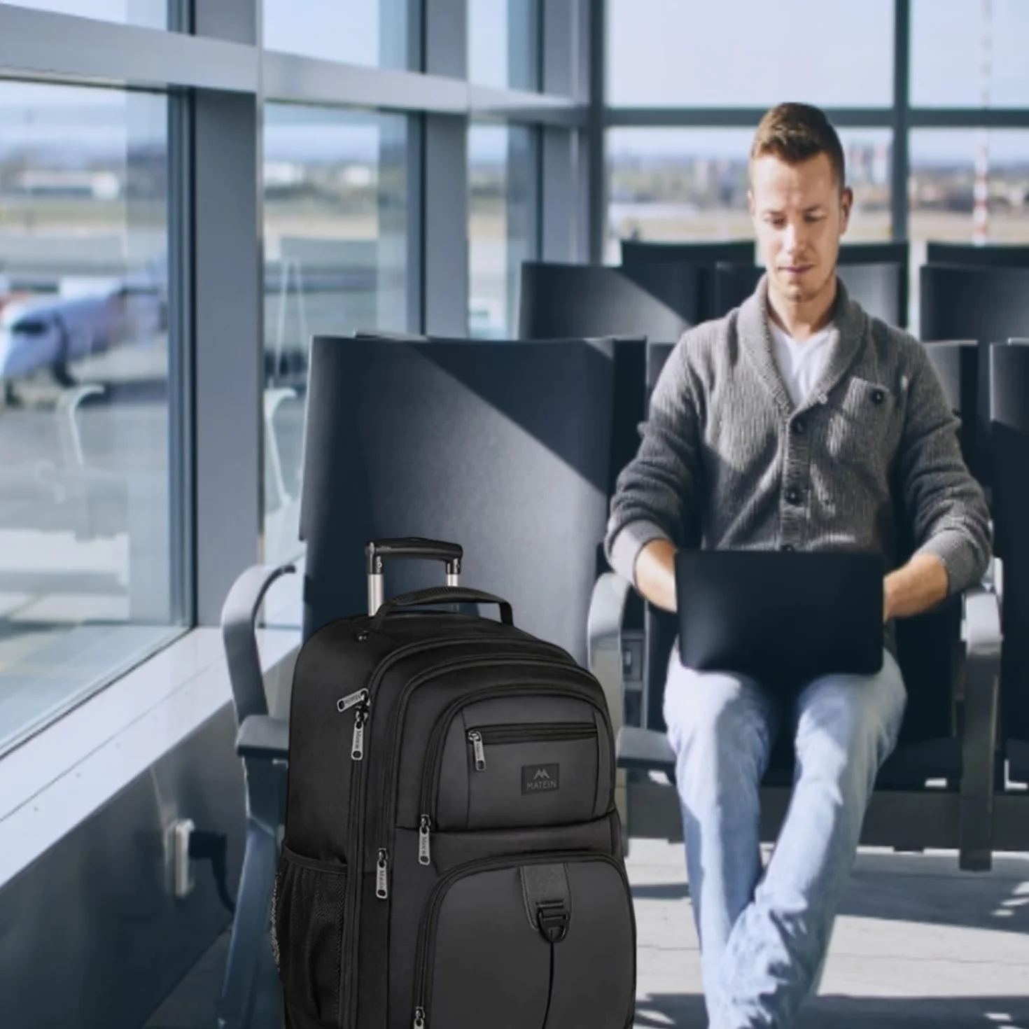 MATEIN Plecak podróżny z kółkiem, plecak na kółkach, walizka z 4 kółkami, torba na laptopa 17 cali, męski plecak do noszenia w samolocie, bagaż podręczny, dla kobiet, zatwierdzony do lotu, plecak na