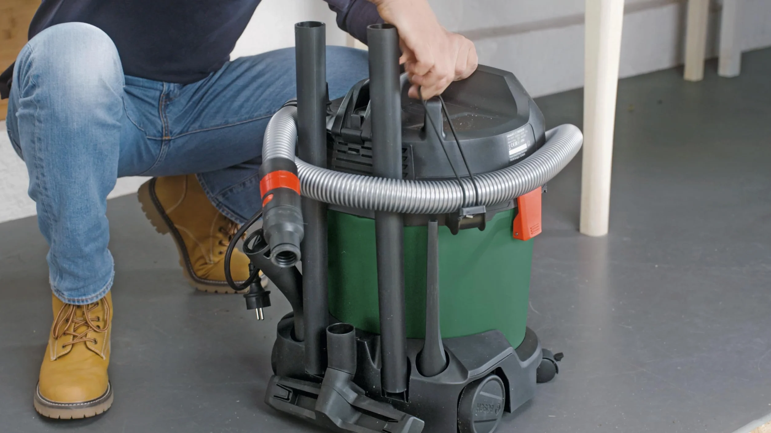Bosch Odkurzacz do pracy na sucho i mokro AdvancedVac 20 (1200 W, pojemność zbiornika 20 l, w kartonie)