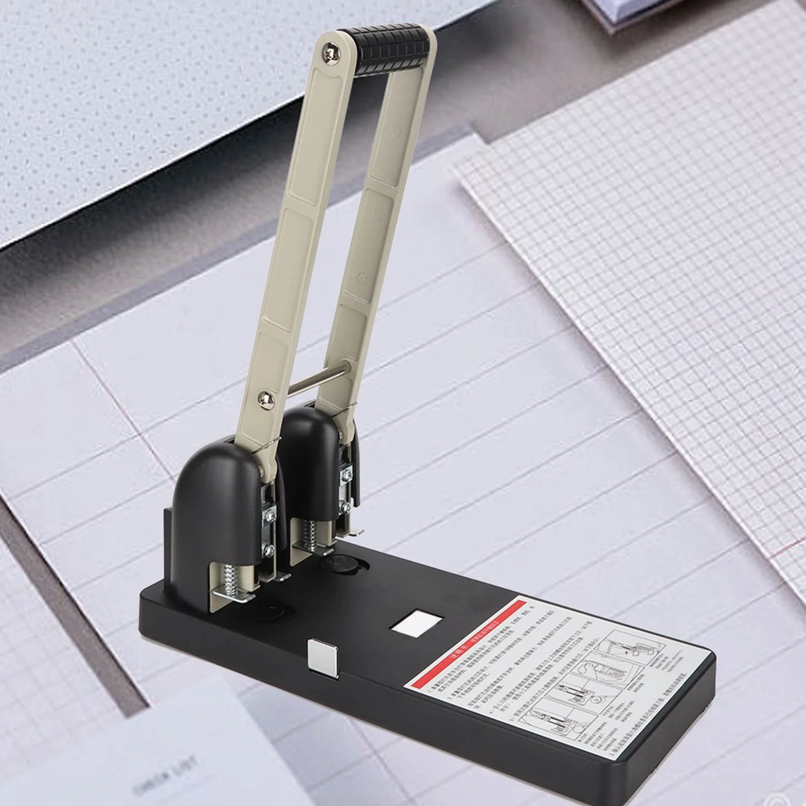 Haofy Dziurkacz 2-otworowy Gilotyna do Papieru Ręczna Heavy Duty 150 Arkuszy Dziurkacz do Biurowych Przyborów Szkolnych
