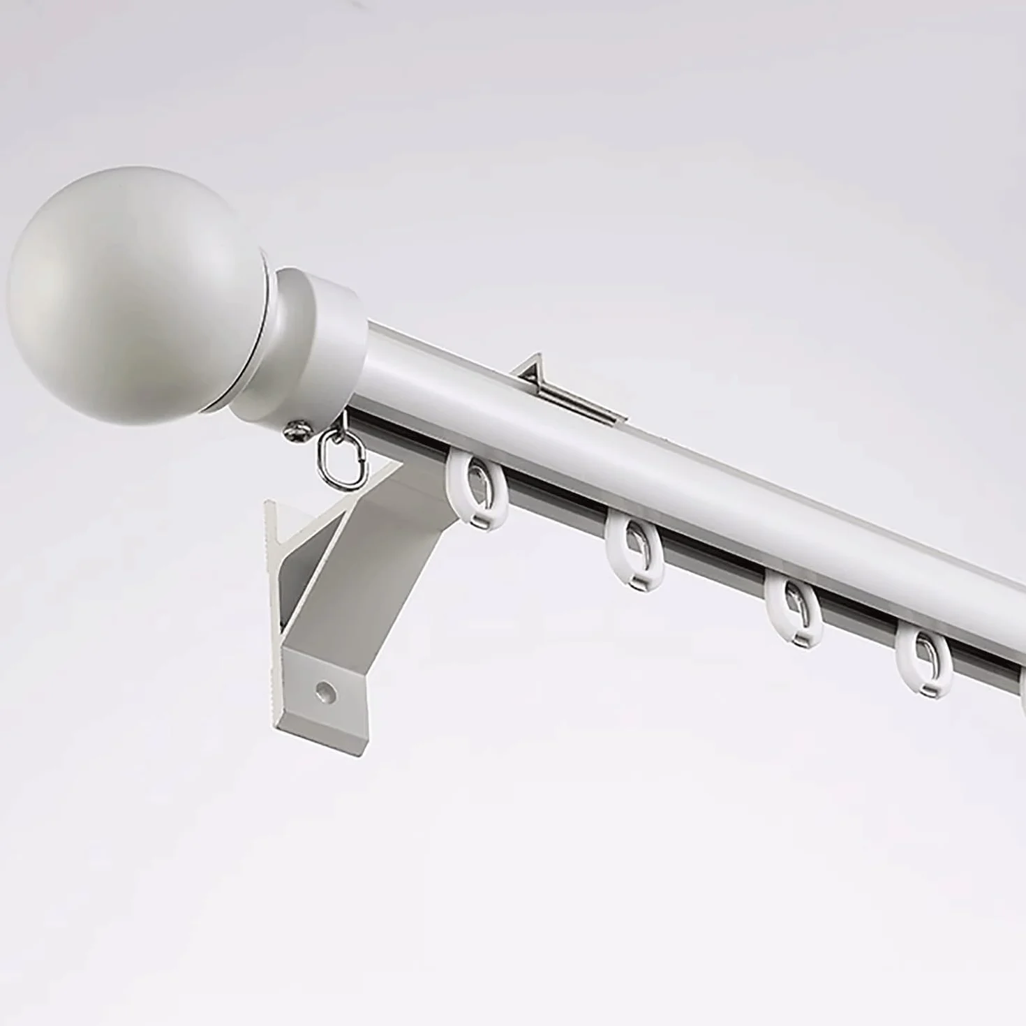 Montowany na ścianie aluminiowy 1-warstwowy odpływ 4,6 m (15,1 ft) biały zawiera akcesoria do gładkiego