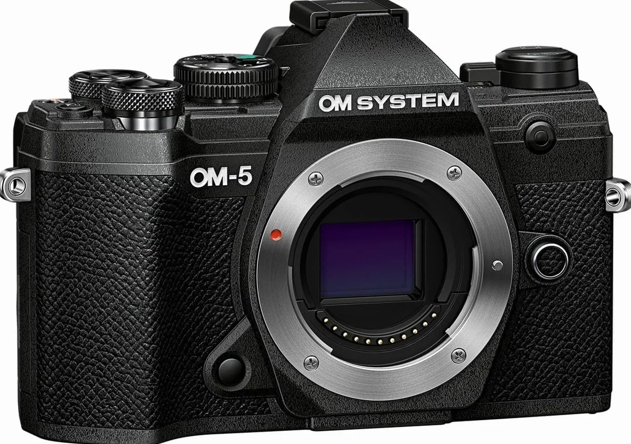 OM SYSTEM OM-5 Aparat systemowy Micro 4/3, matryca Live MOS 20 MP, ulepszona 5-osiowa stabilizacja obrazu, IP53, Handheld High Res Shot, czarny