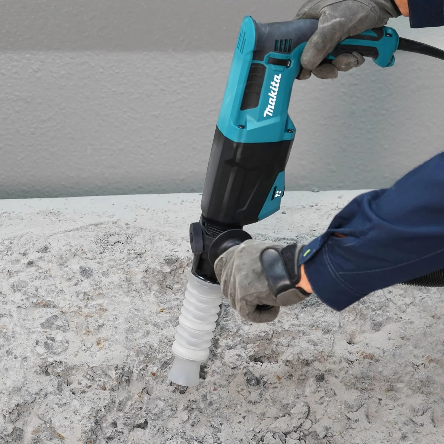 Makita HR2670 młot kombi SDS-Plus 26 mm