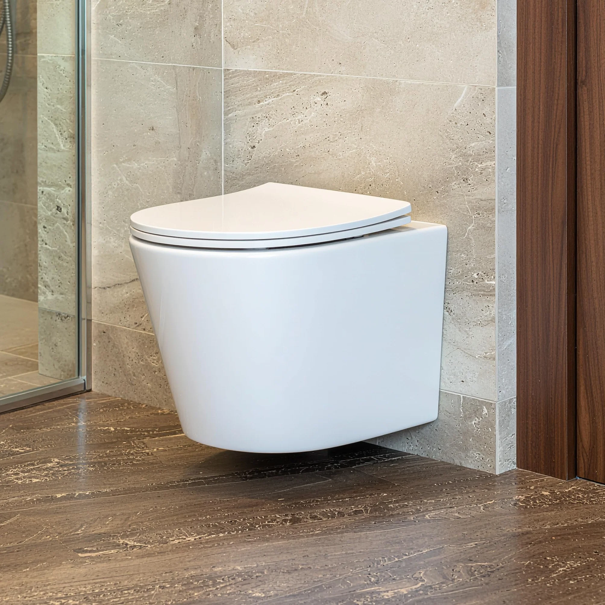Imprese ELANTA TWIST – Miska WC wisząca Rimless Tornado z deską wolnoopadającą Slim, ceramika sanitarna 48,5 × 36 cm