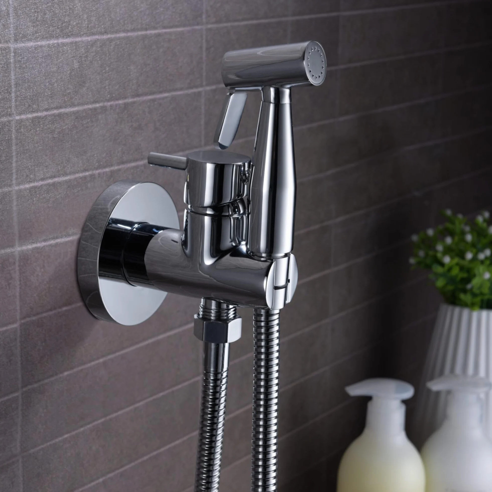 IMEX Bidet bateria do zabudowy do toalety, prysznic bidet, zimna i gorąca woda, higieniczna głowica prysznicowa do toalety bidet, spryskiwacz bidet, zamiennik bidetu, seria monachijska, kolor chrom