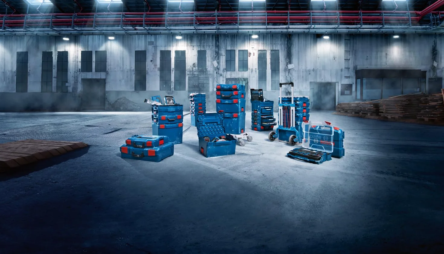 Bosch Professional: system walizek L-BOXX (pojemność: 28.4 litra, maks. obciążenie: 25 kg, waga: 2.4 kg, materiał: tworzywo sztuczne ABS, PA6)
