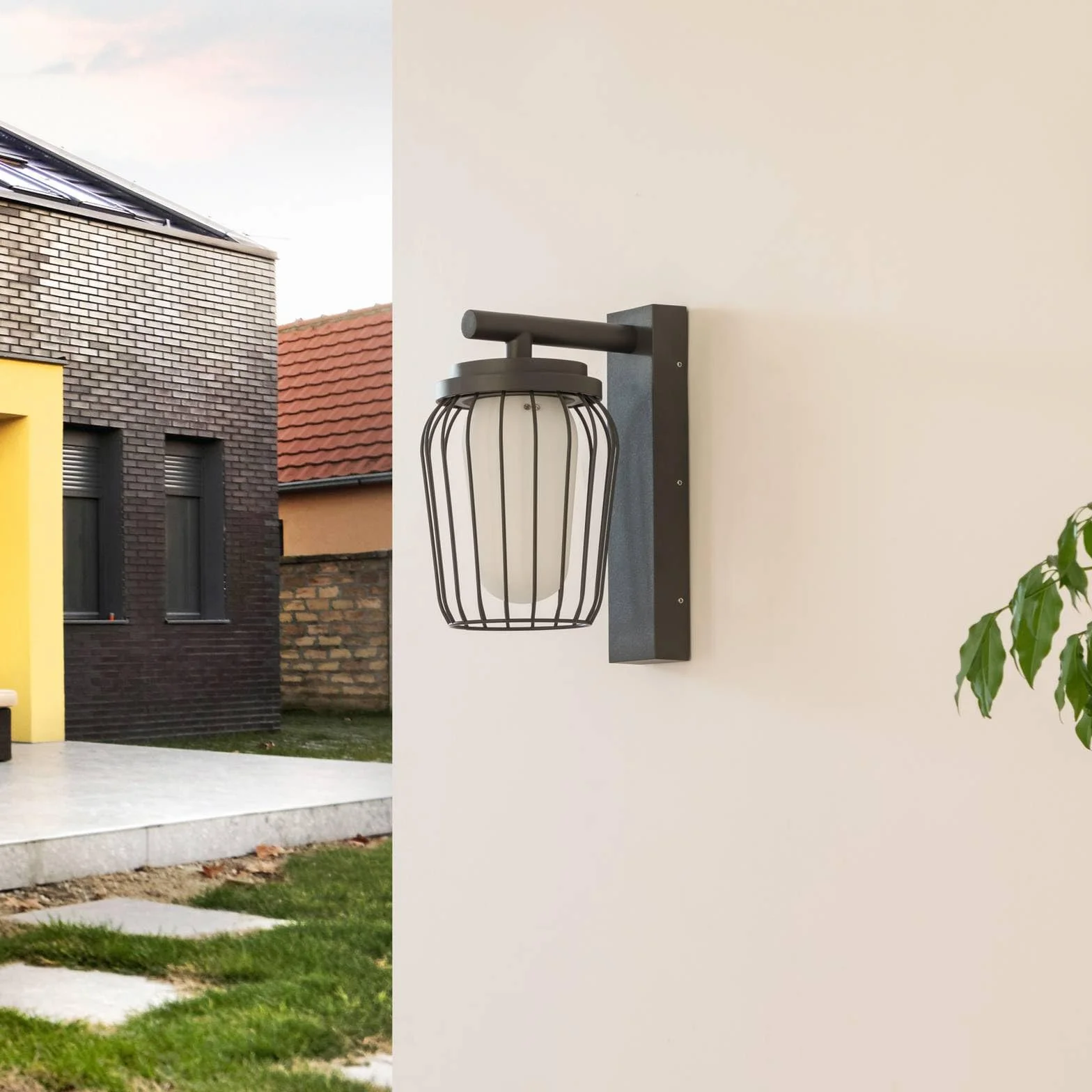 Lucande 'Chandan', styl nowoczesny, kolor czarny, aluminium, IP54, żarówka E27