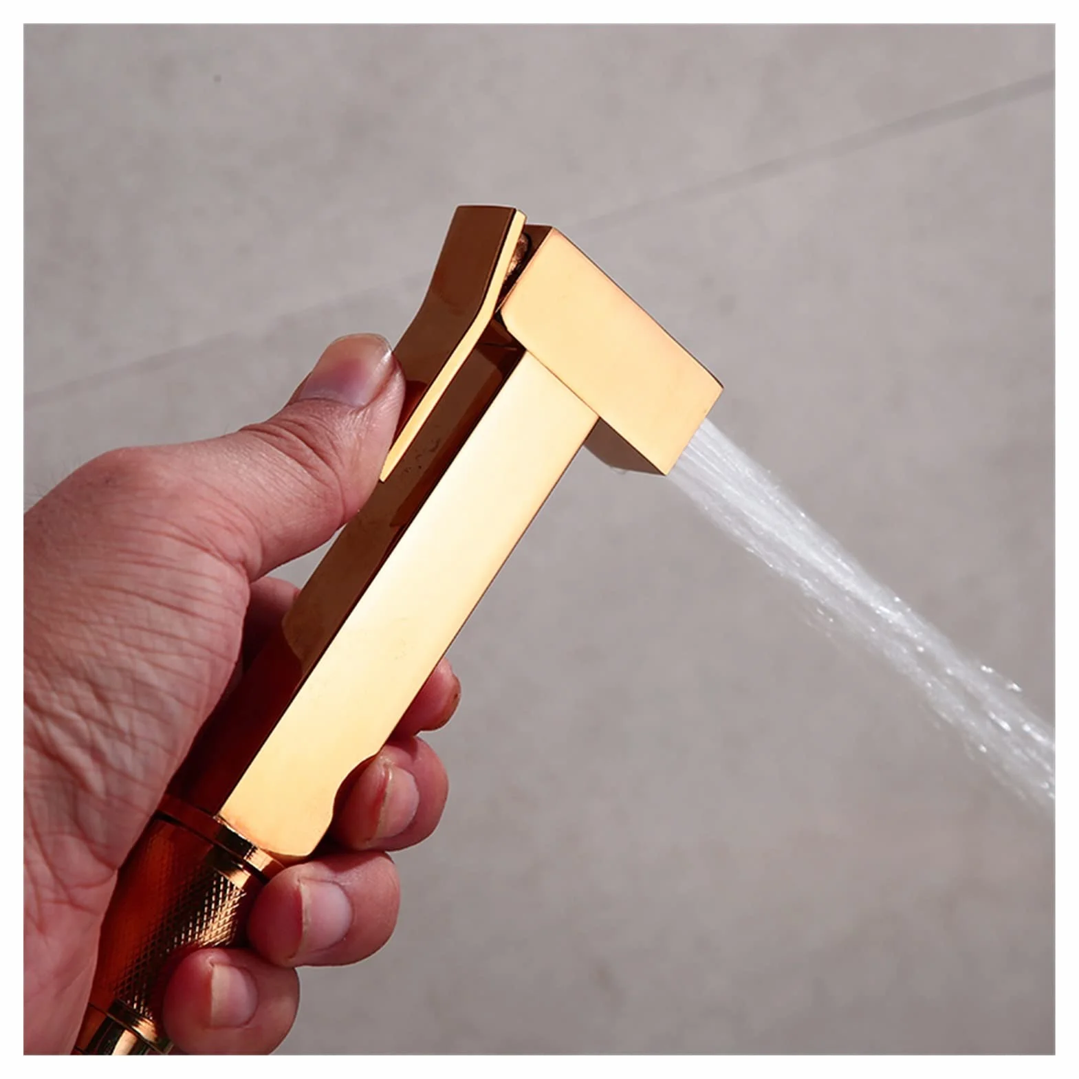 Ręcznie HELS HELD BIDET Opryskiwacz Douche Zestaw toaletowy Bidet Kran Złoty Mosiądz Placu Shattaf Głowica Prysznicowa Zawór Miedzi Set Jet Faucet, Wodnooszczędny(Nero)