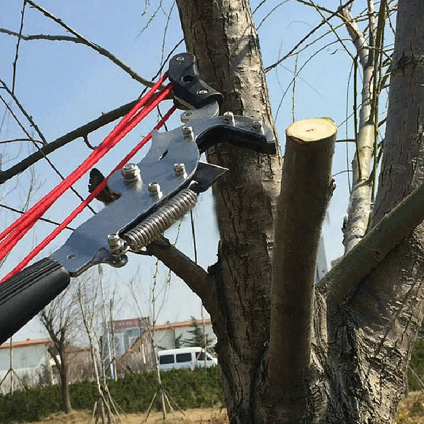 Teleskopowy sekator do drzew z linką do ciągnięcia i antypoślizgowym uchwytem, wysuwany 3,6 do 7,2 m, oszczędzająca pracę, konstrukcja koła pasowego dla łatwego przycinania gałęzi i liści
