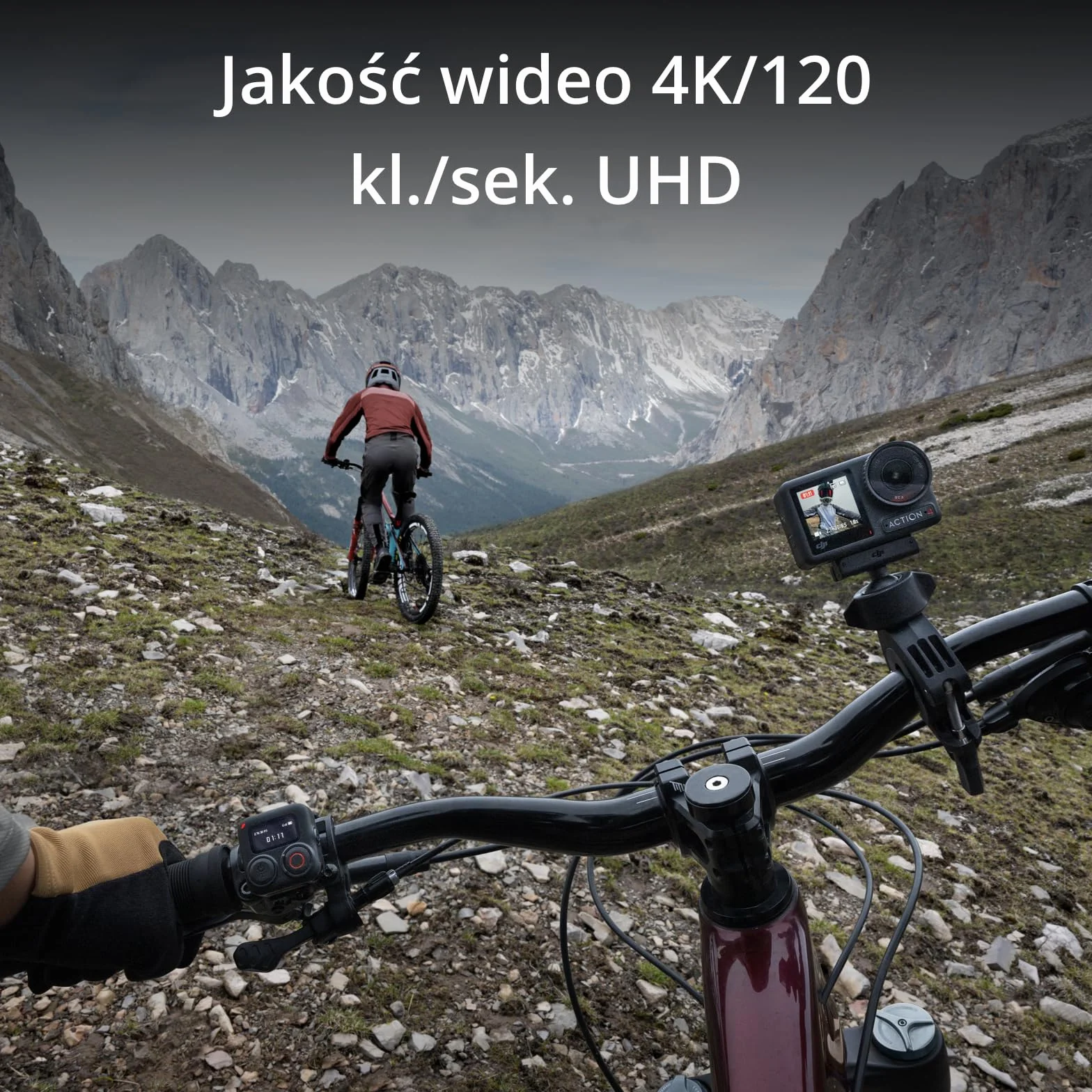 DJI Osmo Action 4 Adventure Combo - wodoodporna kamera 4K/120 fps z czujnikiem 1/1,3 cala, ultraszerokim, 155º FOV, do 7,5 godz. z 3 dodatkowymi akumulatorami do vlogowania