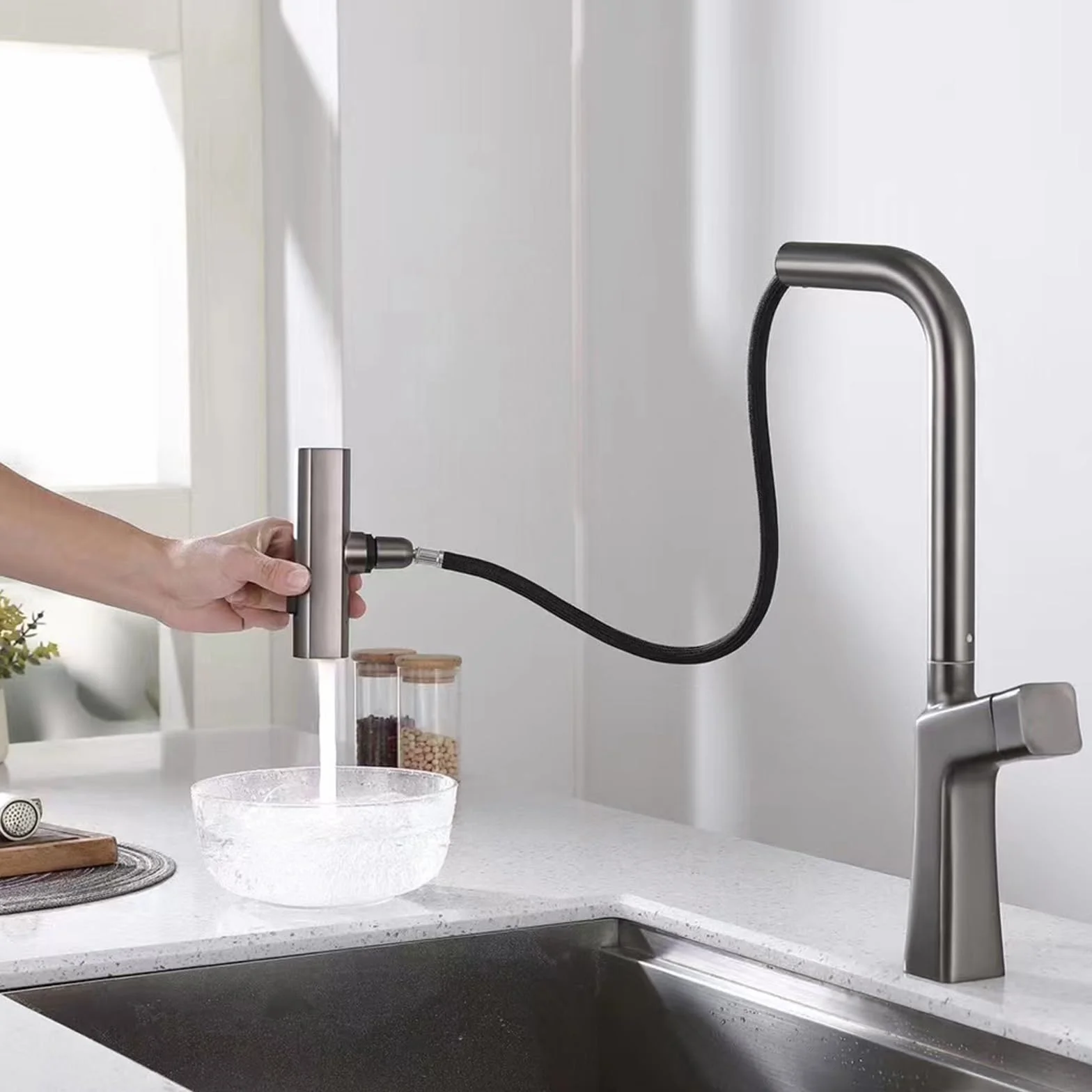 Bateria kuchenna Waterfall z wyciąganą wylewką, bateria kuchenna z pojedynczym uchwytem, bateria kuchenna High Arc Gun Gray Kitchen Mixer Tap