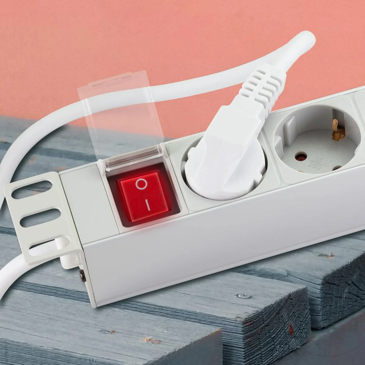 LogiLink PDU9C04-19 listwa zasilająca 9-rzędowa przesunięcie 45° IP20